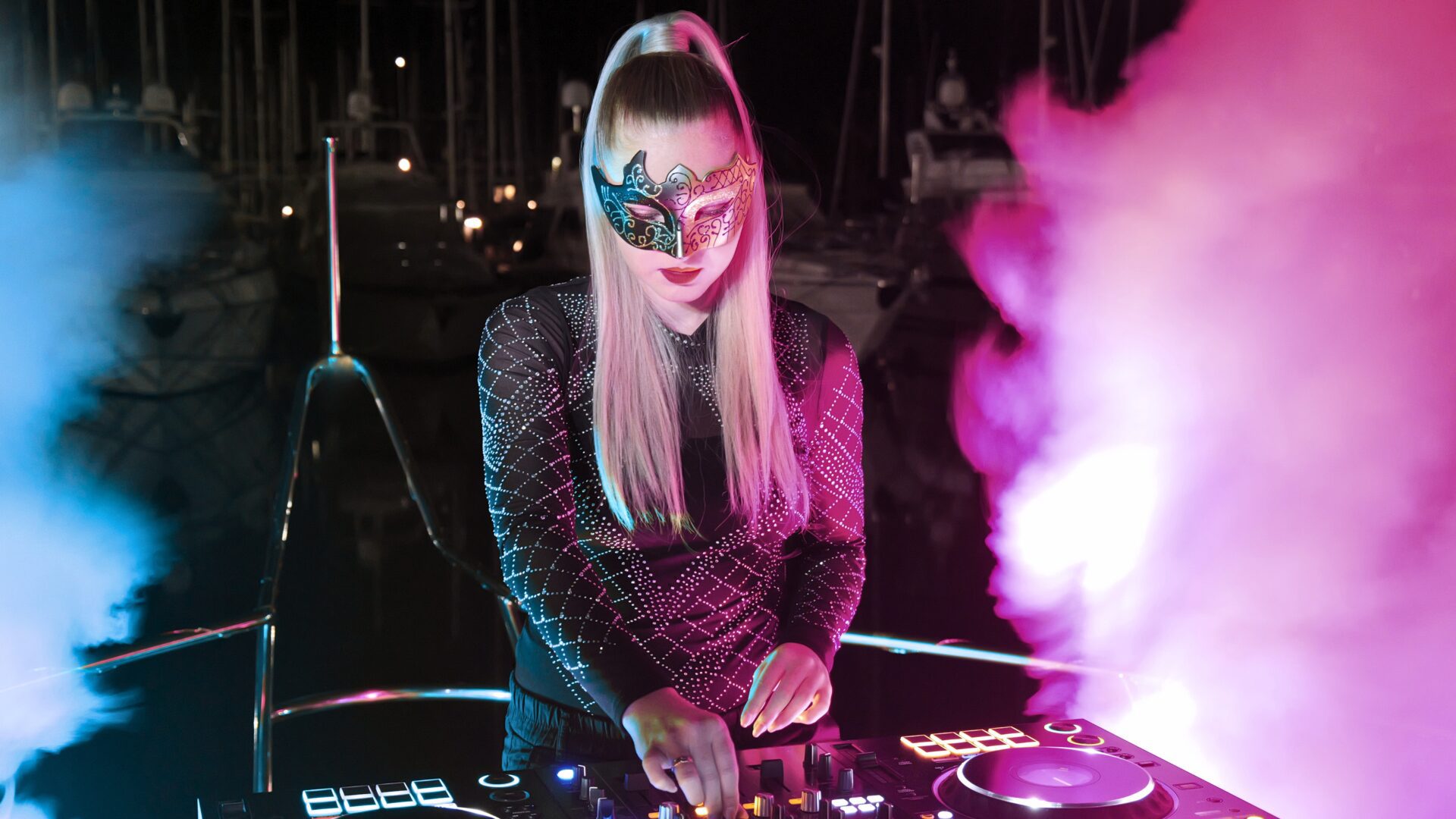 Tropicxx Drops New Gentle House Track - "Moonlight." Out Now!