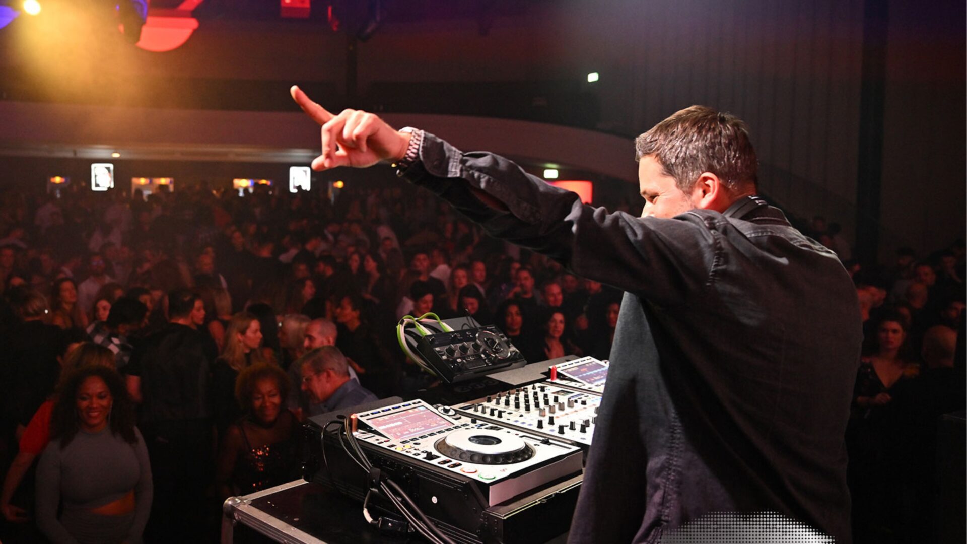 Sultry Afro House Groove: Aleno and giacco Release 'Through' on Club Control Records