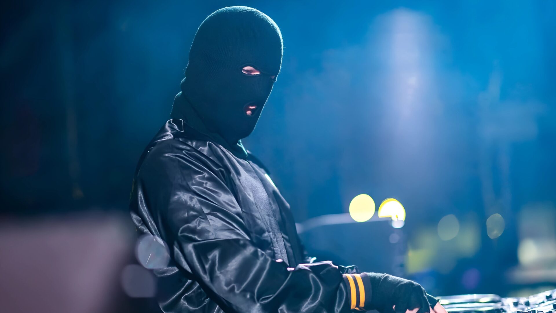 French DJ Malaa Returns with ‘Face Off’ – A High-Energy Clash with His Alter Ego