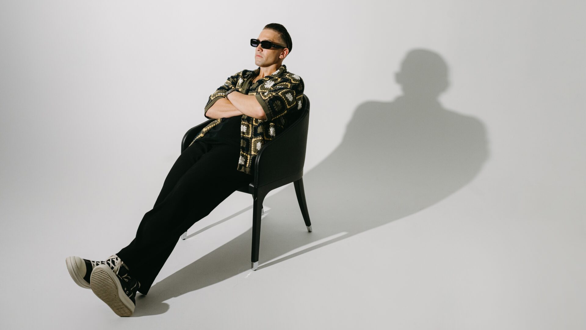 Chris Valencia menjatuhkan lagu siap dansa “I Need” di Motive Records