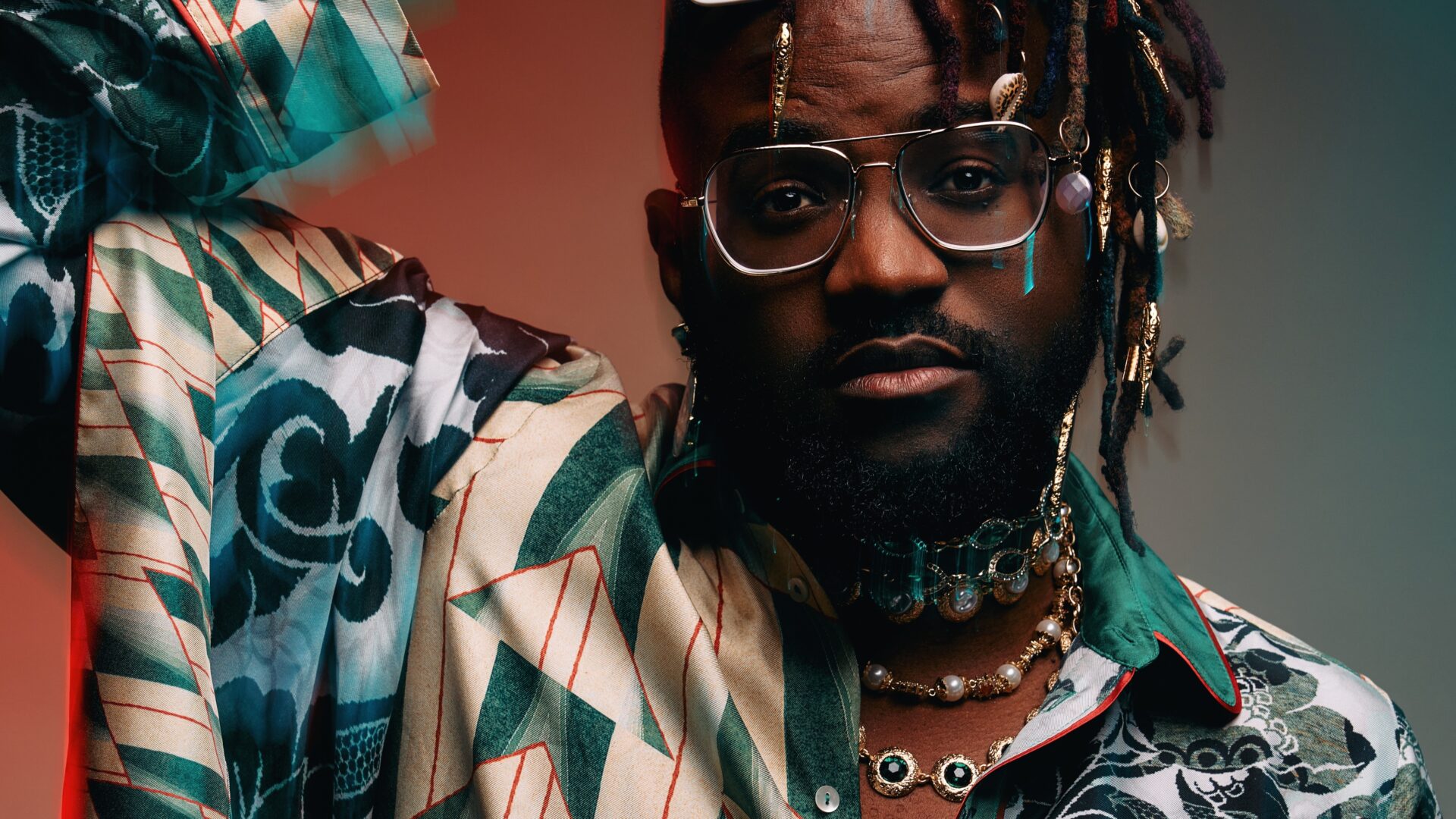 Mx Cartier, Dr. Chaii, and Benni Ola Fuse Their Strengths on Electrifying Hip-Hop and Dancehall-Infused Afro House Collab "Zesa" | UFO Network Mx Cartier, Dr. Chaii, and Benni Ola