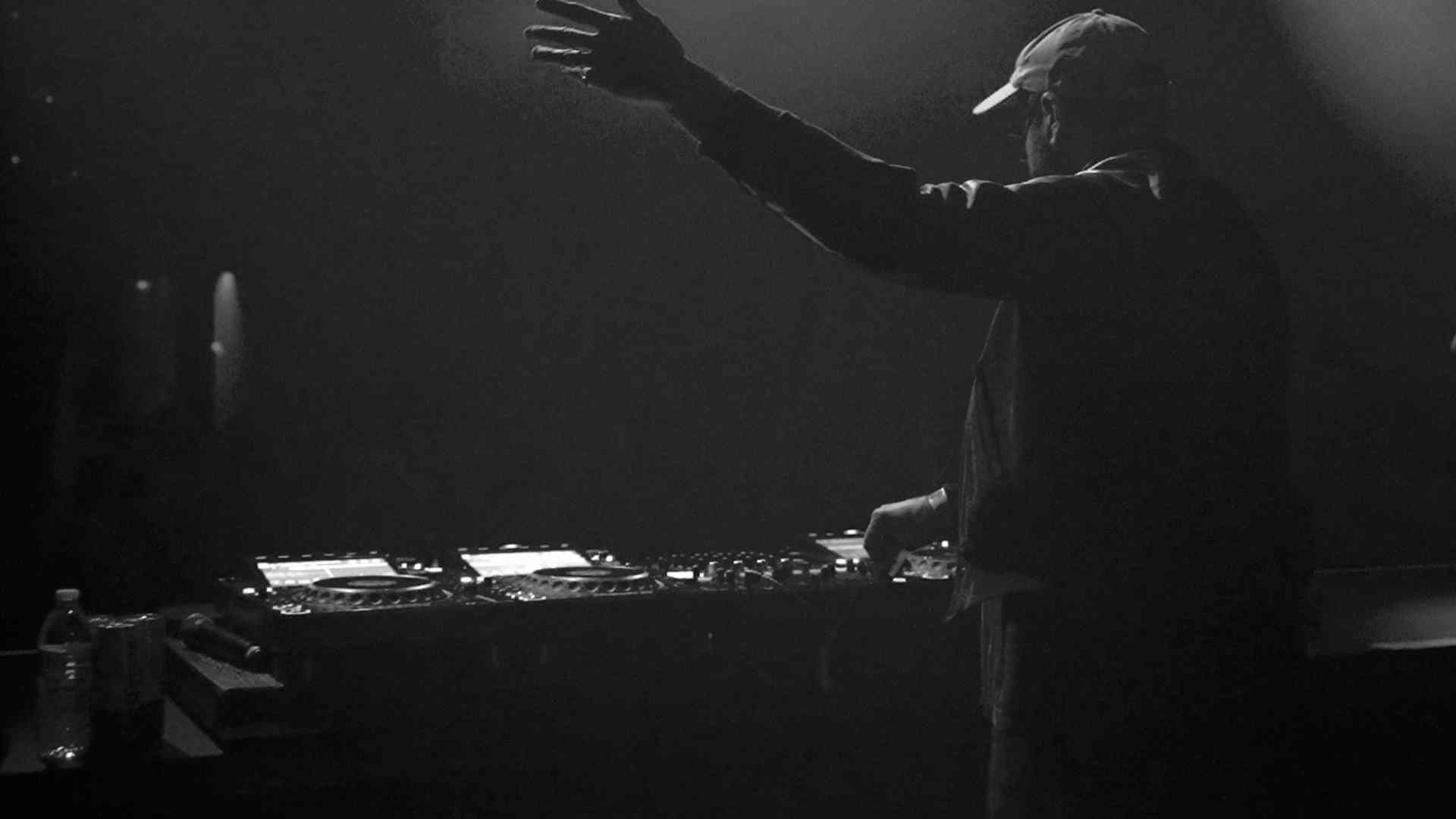 LEFTI Enters a New Era with “Thru The Night”: Acid Grooves, Reinvention, and the Power of Intuition | UFO Network LEFTI