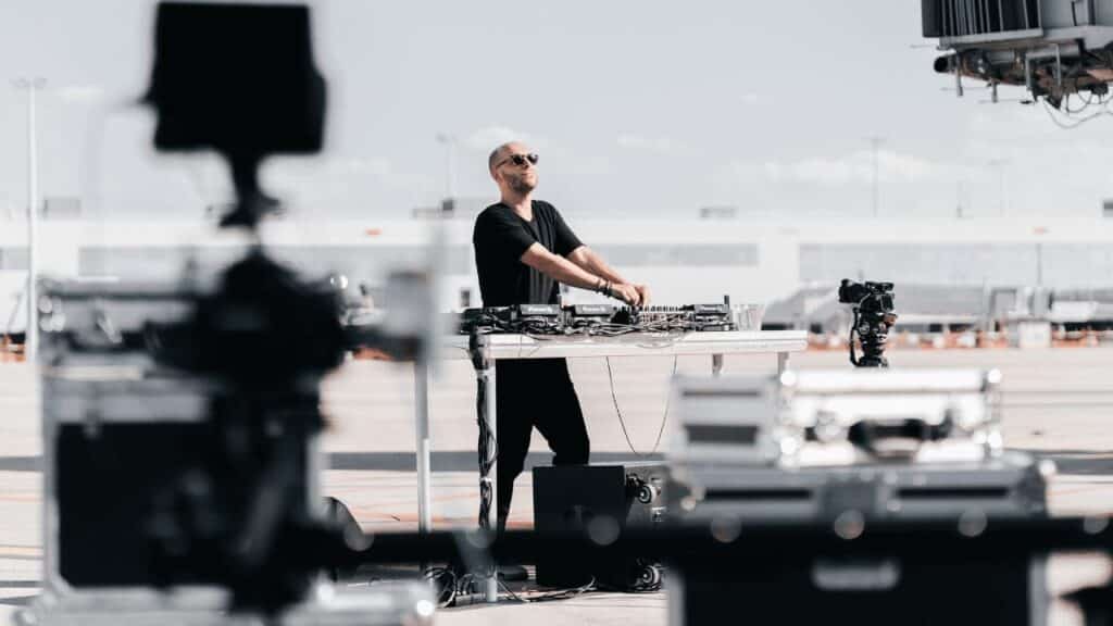 Maxim Feature 2 | UFO Network