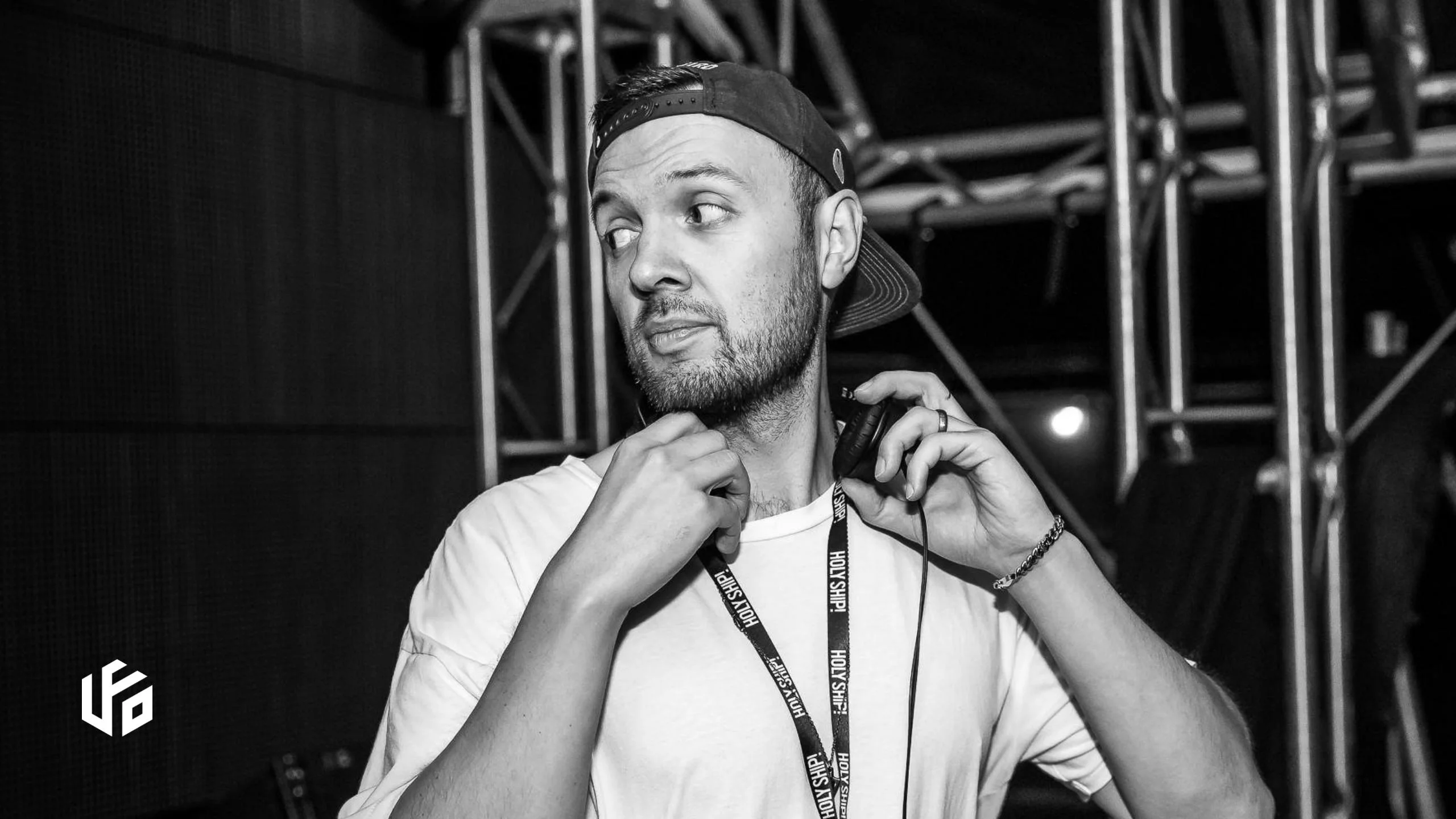 Chris Lake Teams Up With Grimes' New AI Girl Group, NPC on “A Drug RUG FROM GOD”