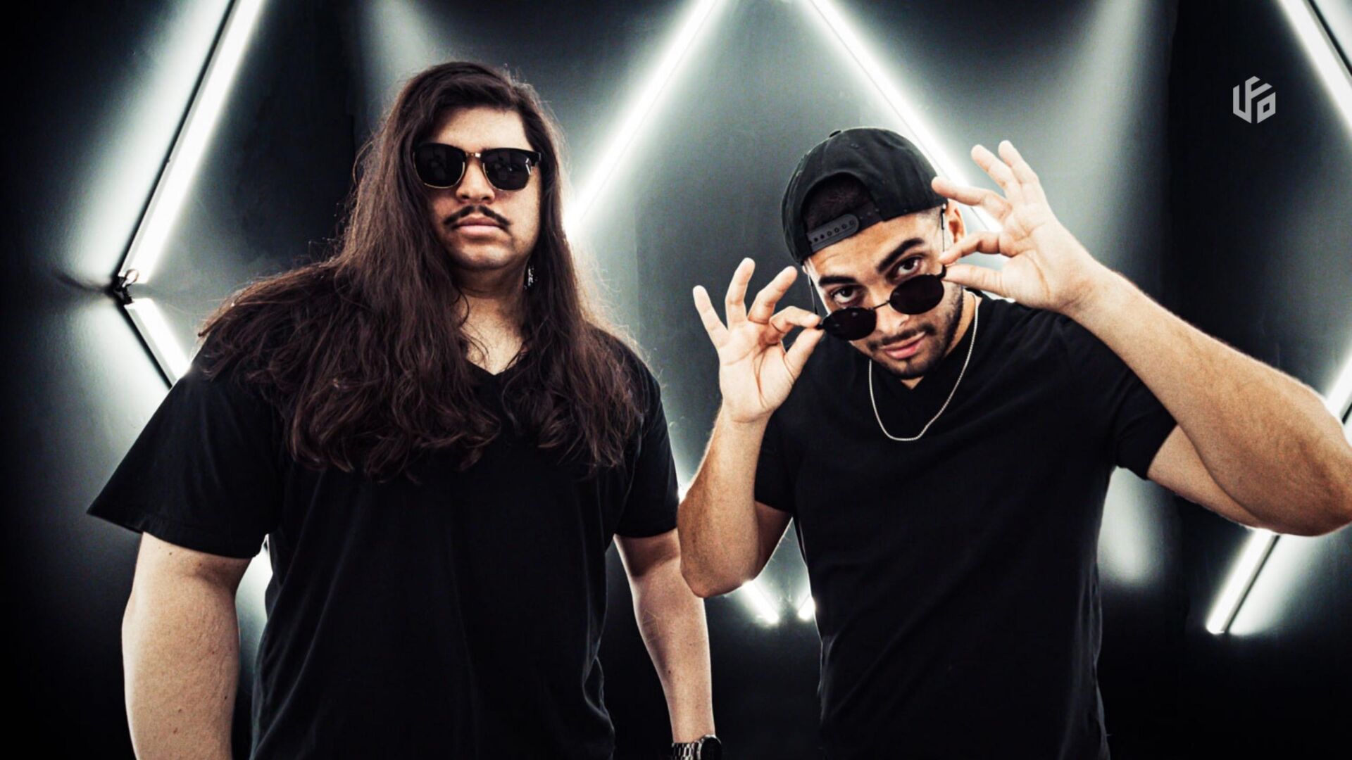 Black V Neck Drop Sexy 'Rewind It Back' Out Now Via Insomniac Records