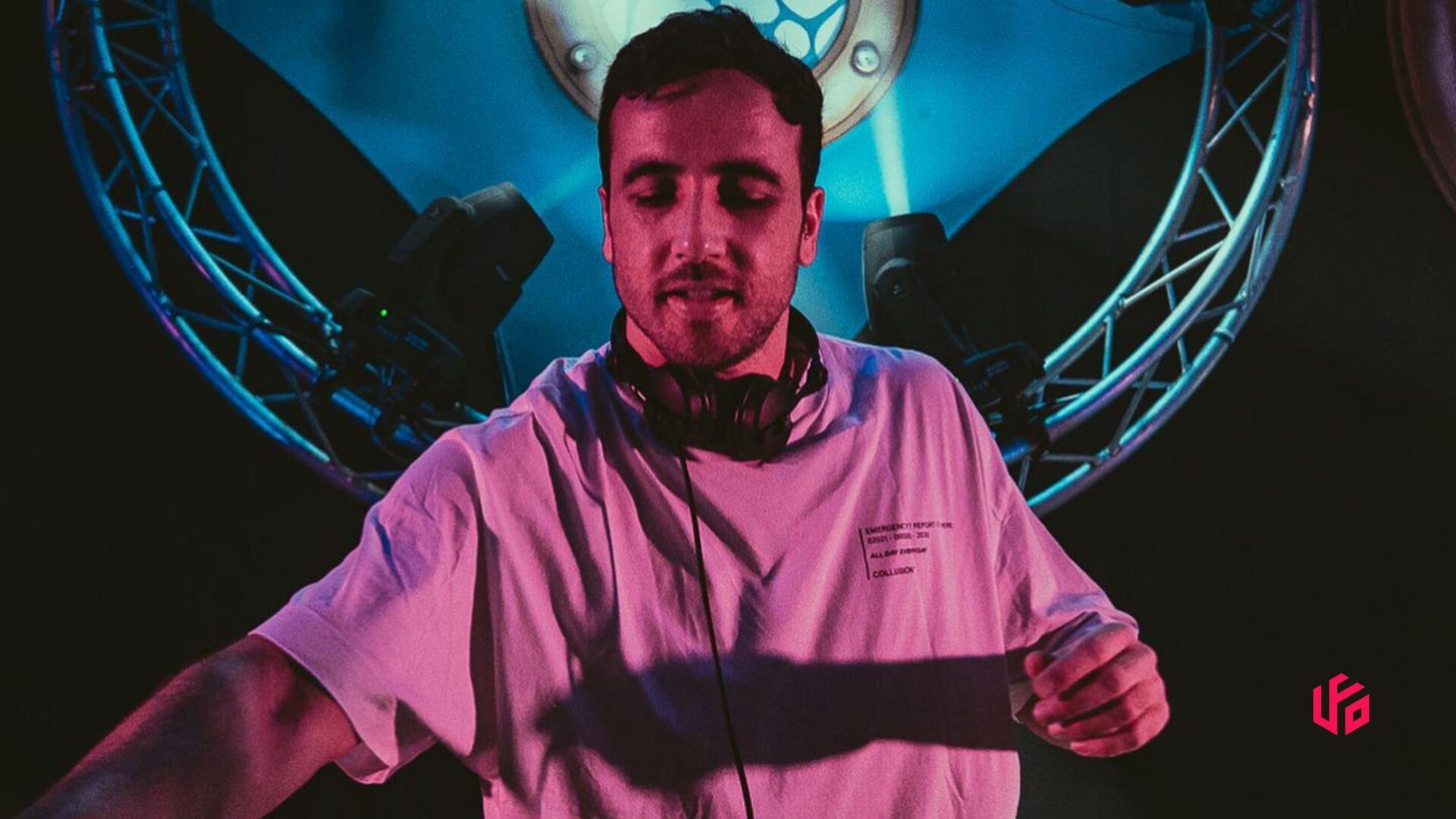 Vini Vici & Omiki Collide Ecletic Psytrance Collaboration ‘In The Middle’ on Alteza Records | UFO Network Vini Vici & Omiki Collide Dark Psytrance Collaboration ‘In The Middle’