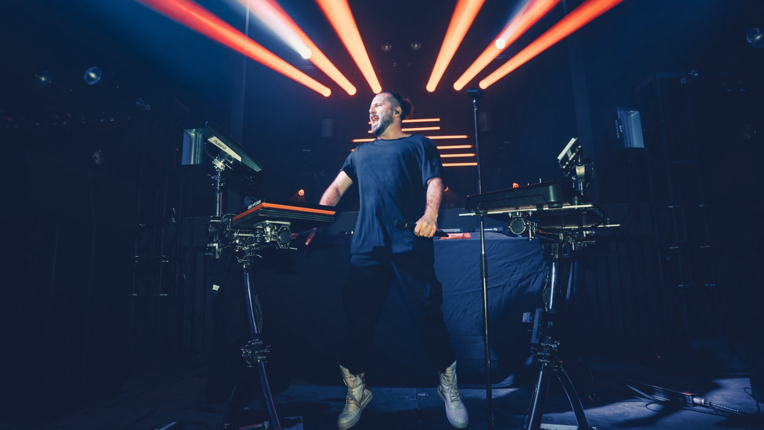 Elderbrook Teams Up With Amtrac With Brand New Single ‘I’ll Be Around’