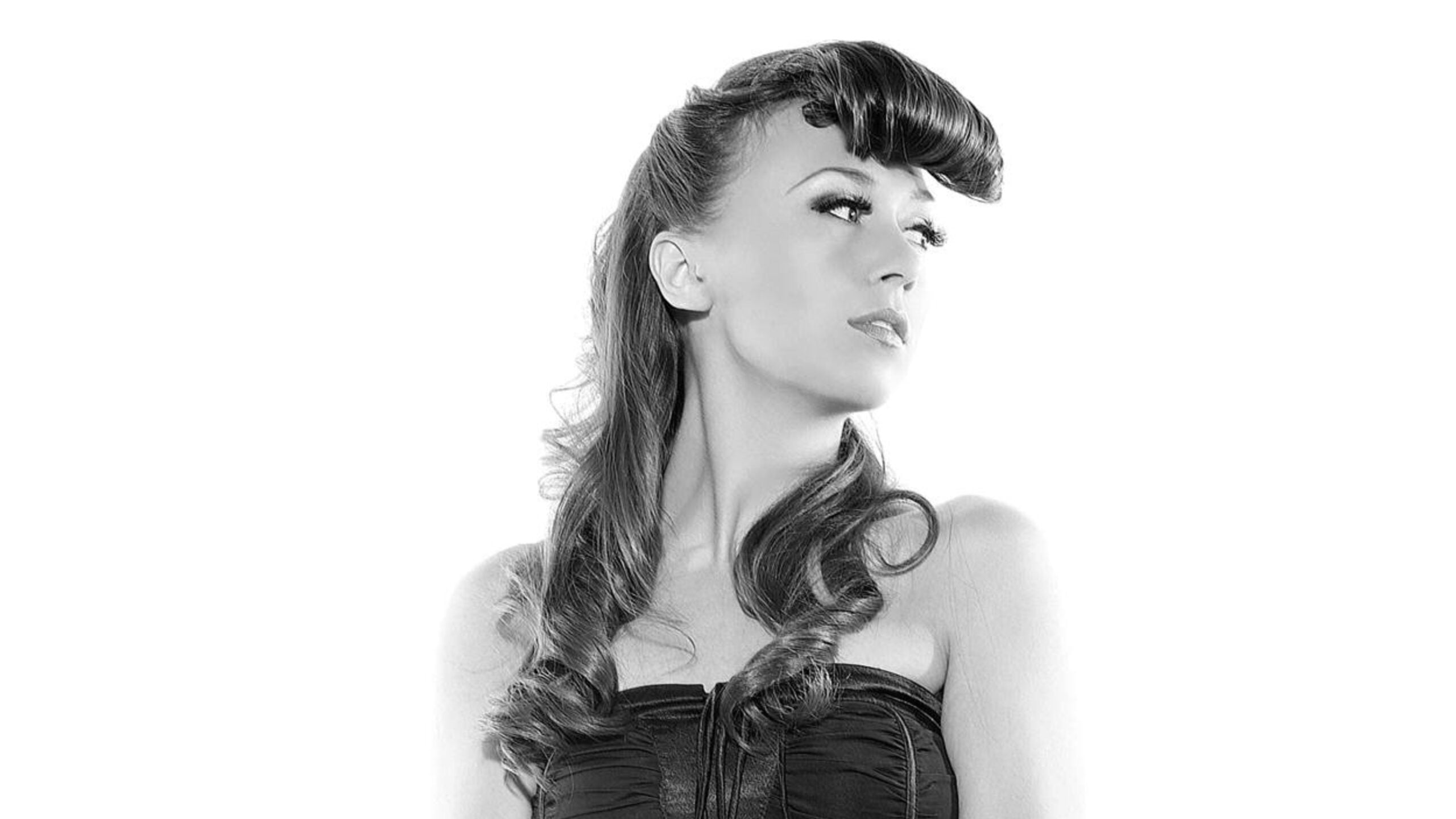 Andrea Godin and Starkillers Merge Music and Technology in 'Zilliqa'