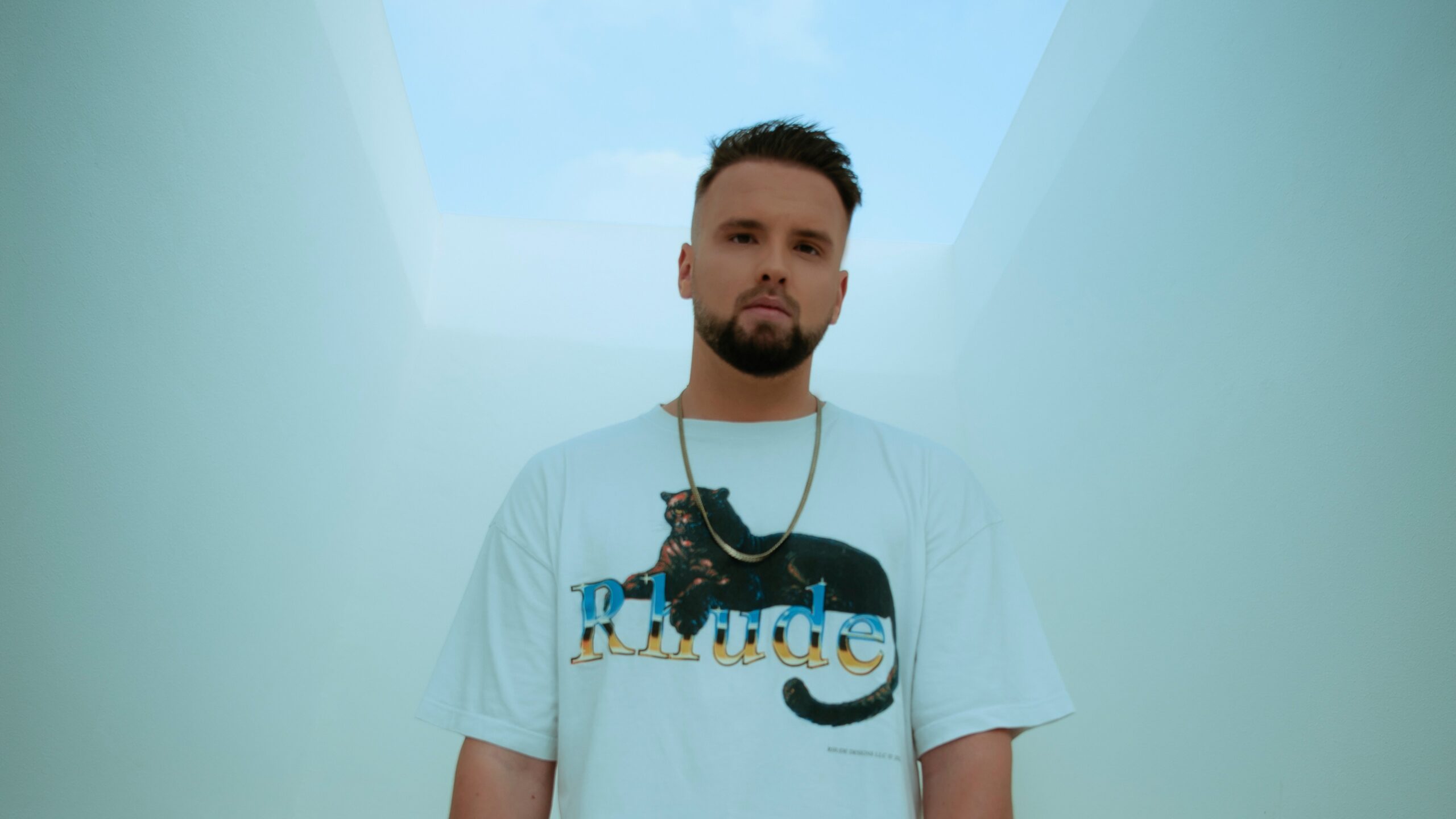 Topic and HRVY Release Brand New Staggering Music Video for 'All Or Nothing'