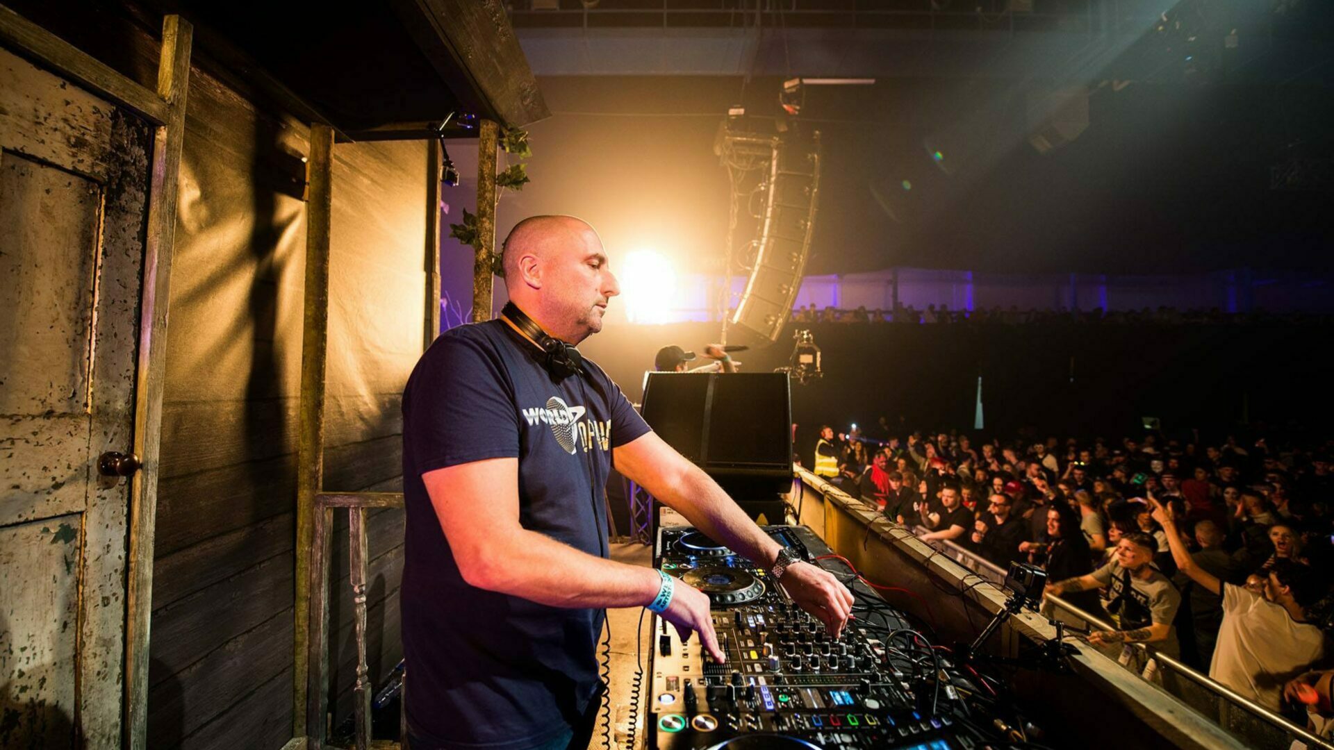 EXCLUSIVE INTERVIEW: Rave Legend Slipmatt Gives the Lowdown on 'Slip Back In Time Presents Old Skool Ibiza' UFO Network
