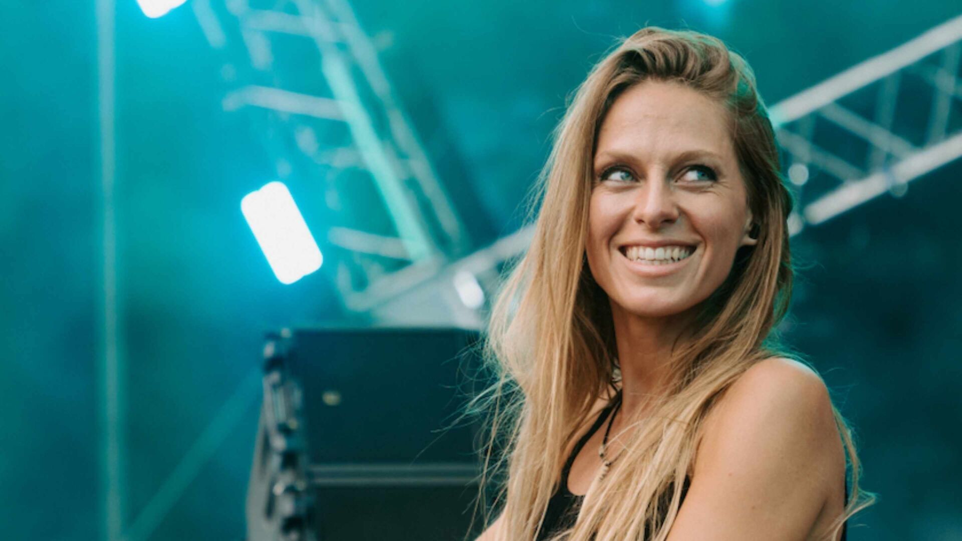 Experience the Serenity: Nora En Pure Reveals 'The Other Side'