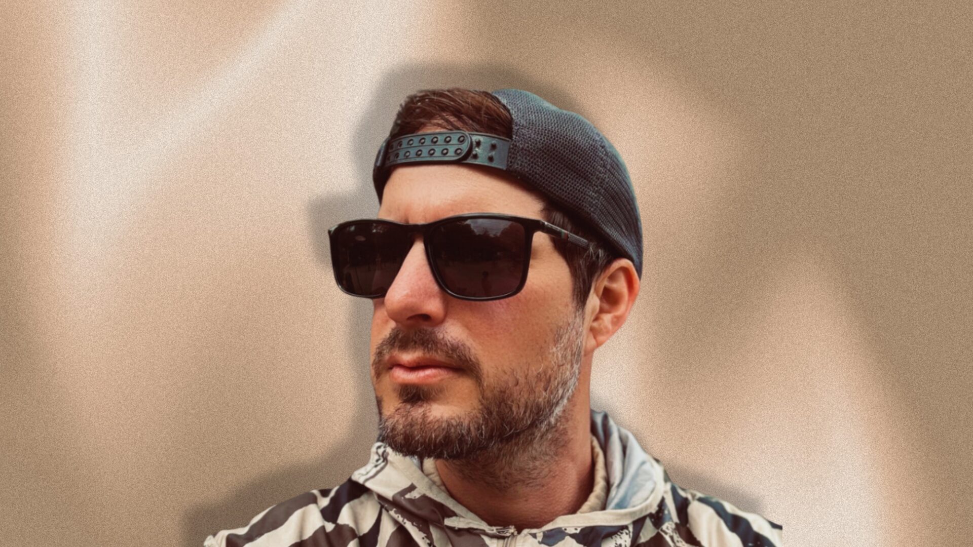 Poly Powder, A Kiffix Member, Discovers His Rhythm With &Quot;Deep In My Mind&Quot; And &Quot;Ocean.&Quot; | Ufo Network Poly Powder, a KIFFIX member, discovers his rhythm with "Deep in My Mind" and "Ocean."