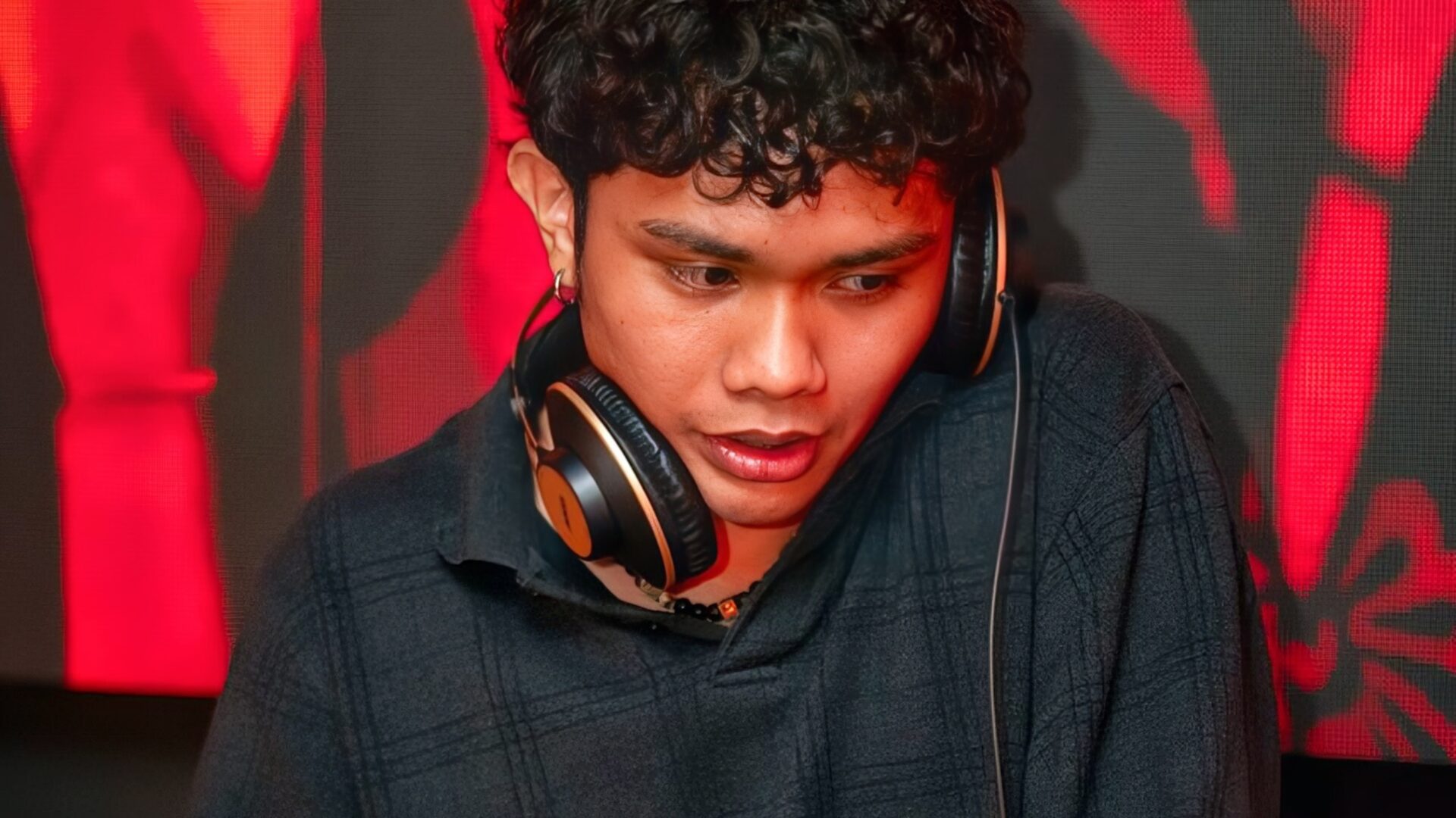 Quint Drops &Quot;Haunted&Quot; Ep: A Sonic Exploration Of Dark Melodies And Powerful Bass | Ufo Network Quint Drops "Haunted" EP: A Sonic Exploration of Dark Melodies and Powerful Bass