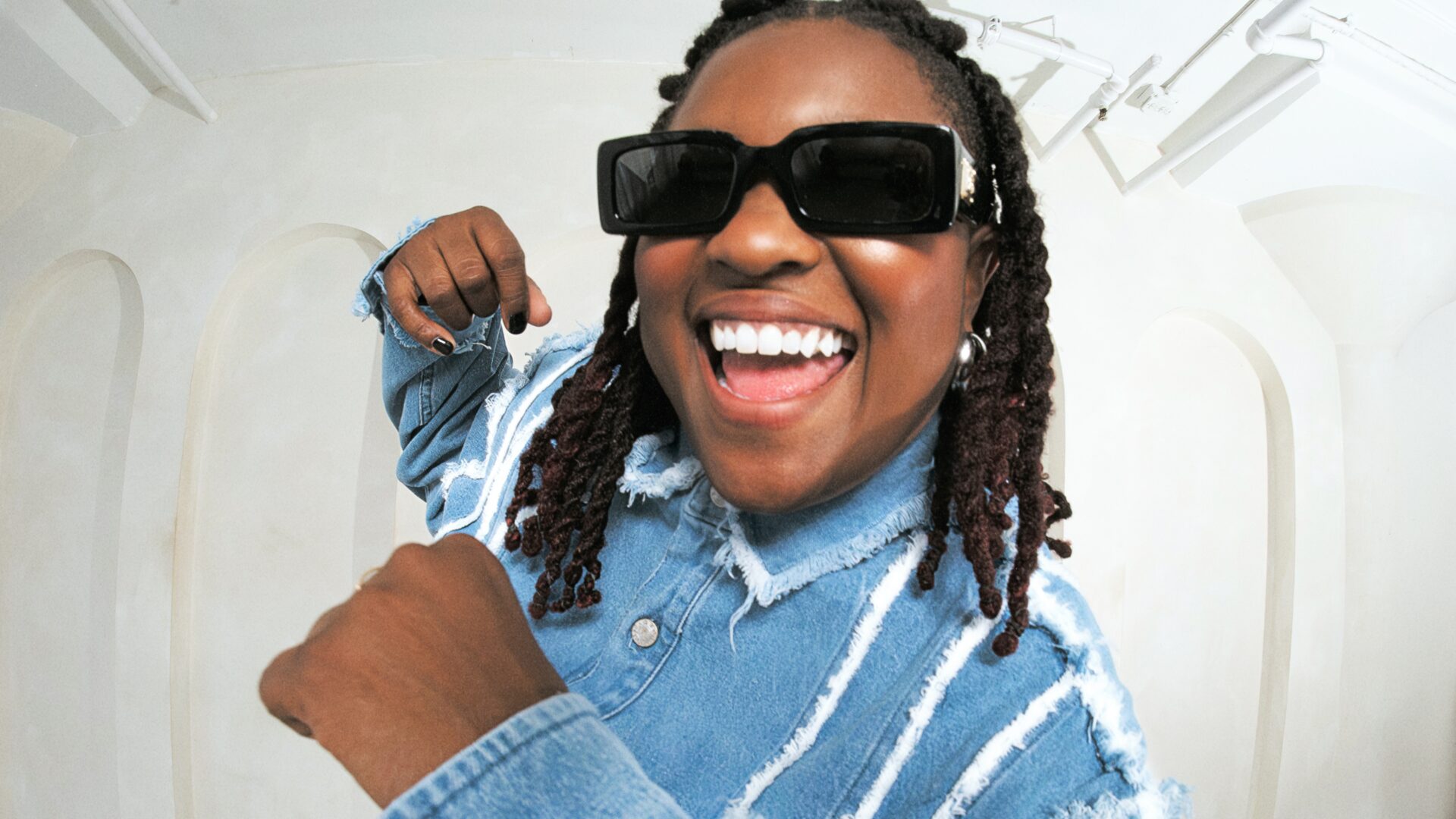 Kaleena Zanders Unveils New ‘Glorified’ Ep Via Helix Records | Ufo Network Kaleena Zanders Unveils New ‘GLORIFIED’ EP via Helix Records