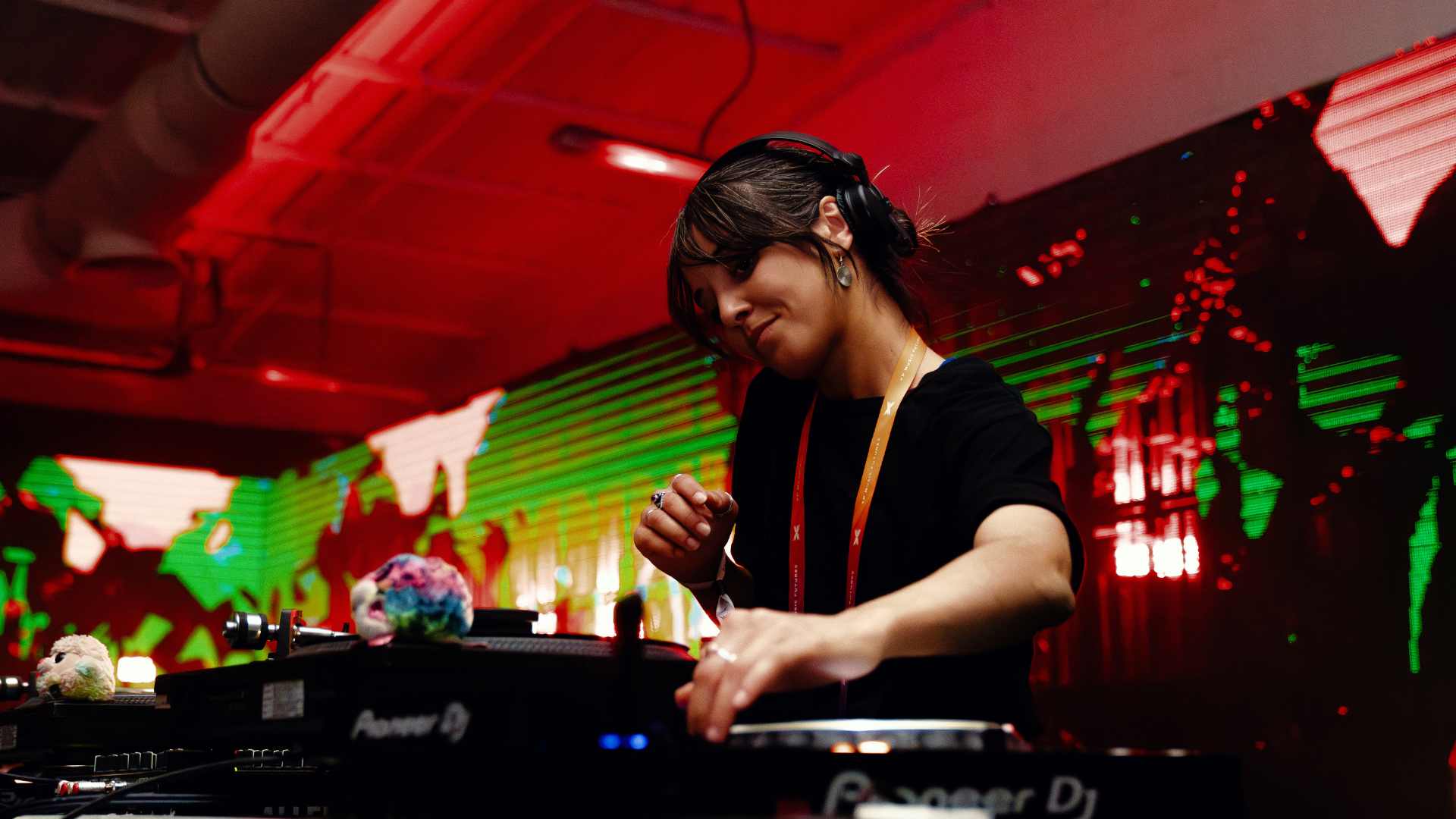 DJing Competition Storm Shaker