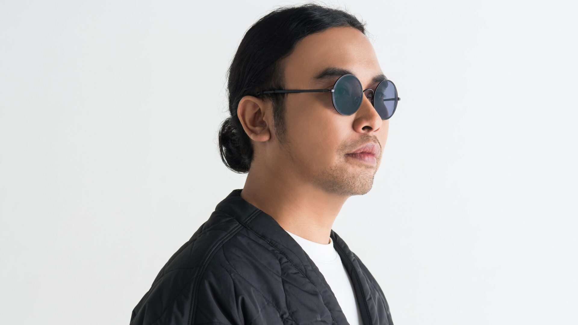 Whisnu Santika Unveils New Single “I’ll Be Yours” | Ufo Network Whisnu Santika