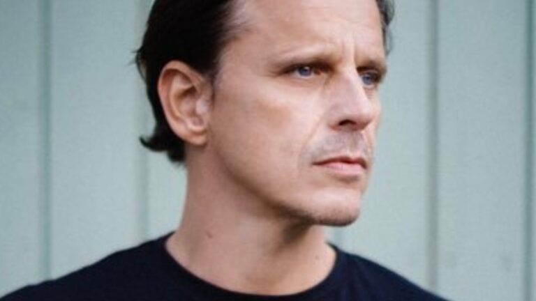 Submit Demo | Ufo Network Christian Burns and Pretty Pink