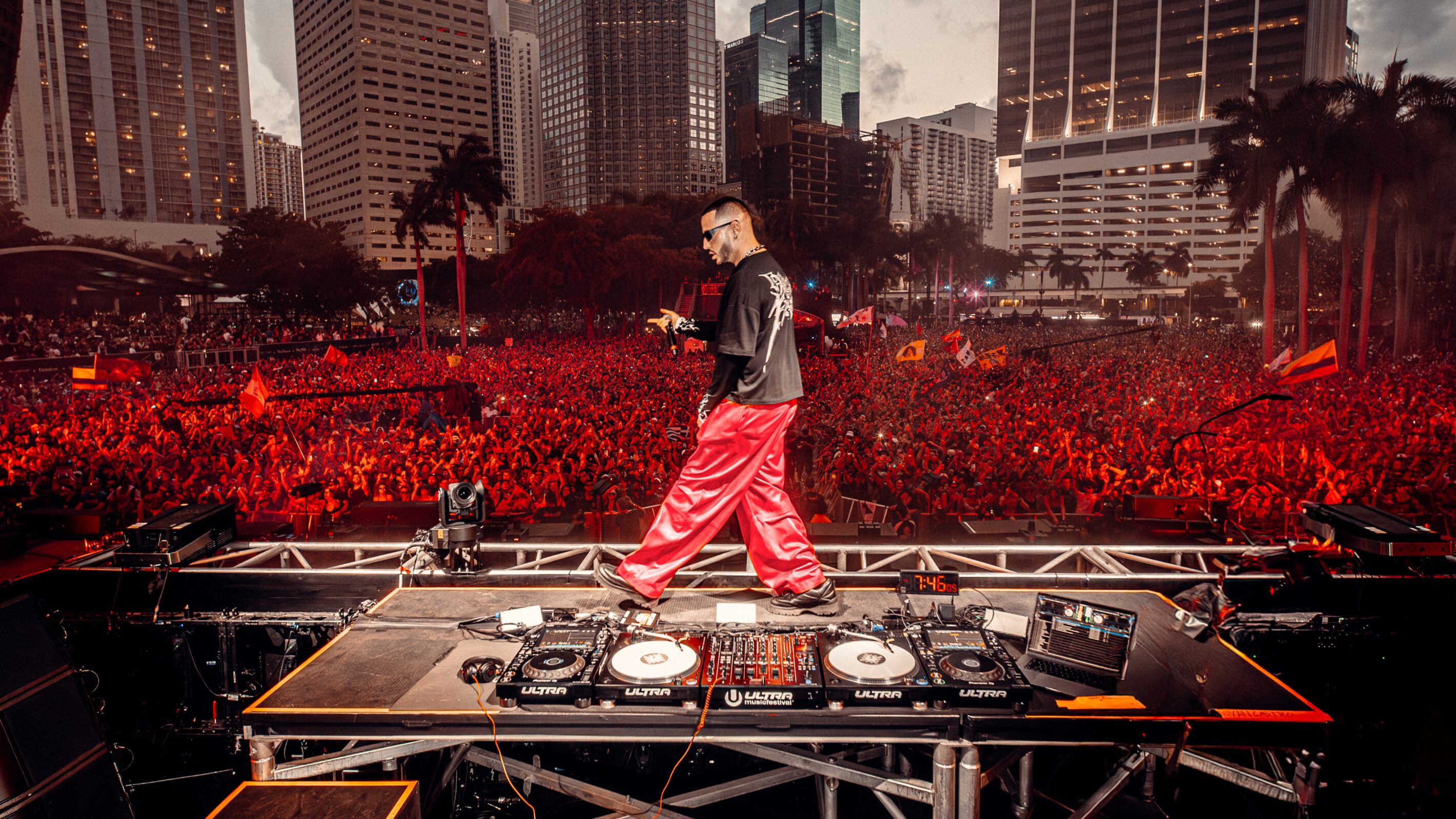 DJ SNAKE DOMINATES MIAMI MUSIC WEEK WITH PARDON MY FRENCH RETURN | UFO  Network