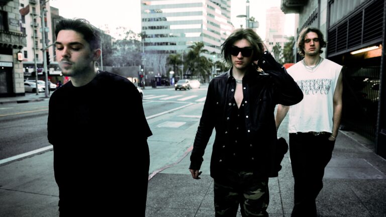 LE YORA Continue Their 2026 Run with "NC-17" via Alta Music Group