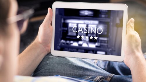 Live Casino Games: Real-Time Dealers & Streaming
